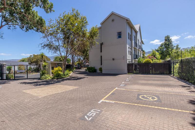 1 Bedroom Property for Sale in Plumstead Western Cape